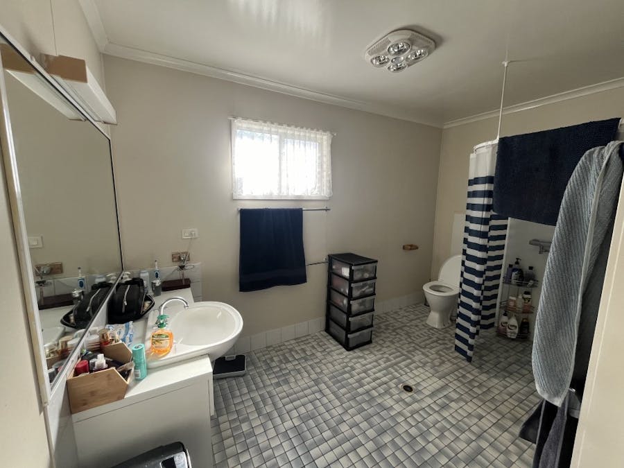 11 Rayner Street, Dalby, QLD, 4405 - Image 5