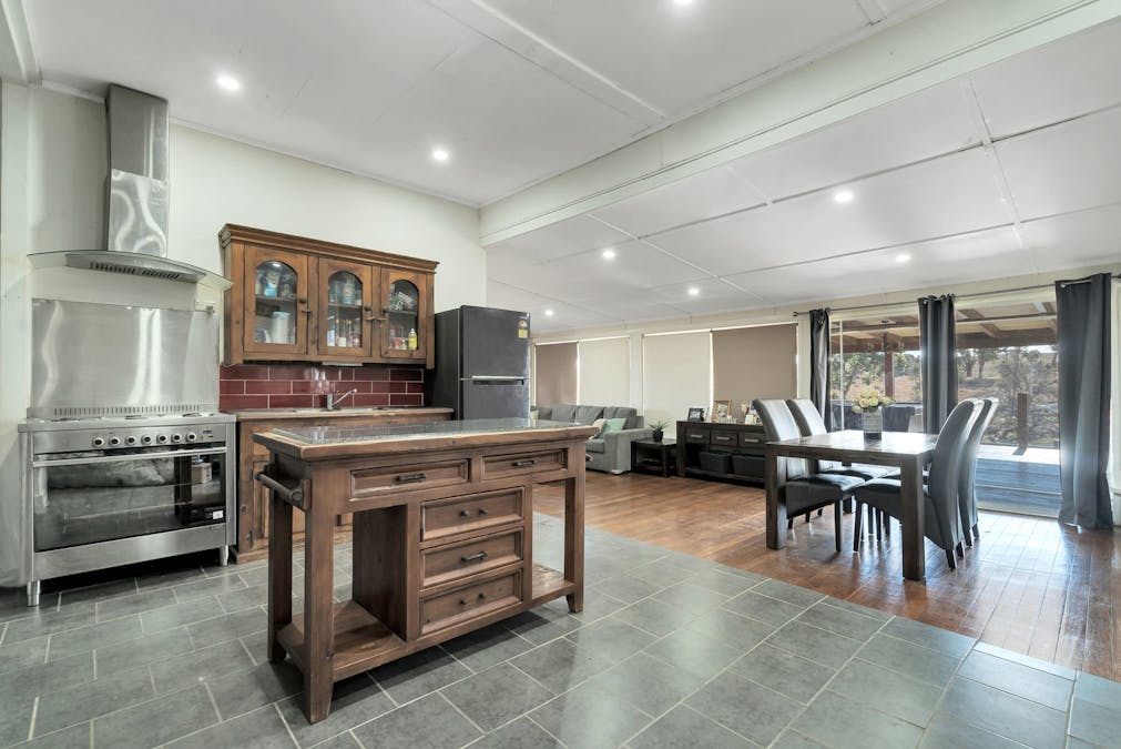 110 Wollomombi Village Road, Wollomombi, NSW, 2350 - Image 9
