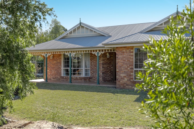 12 Stark Drive, Vale View, QLD, 4352 - Image 1