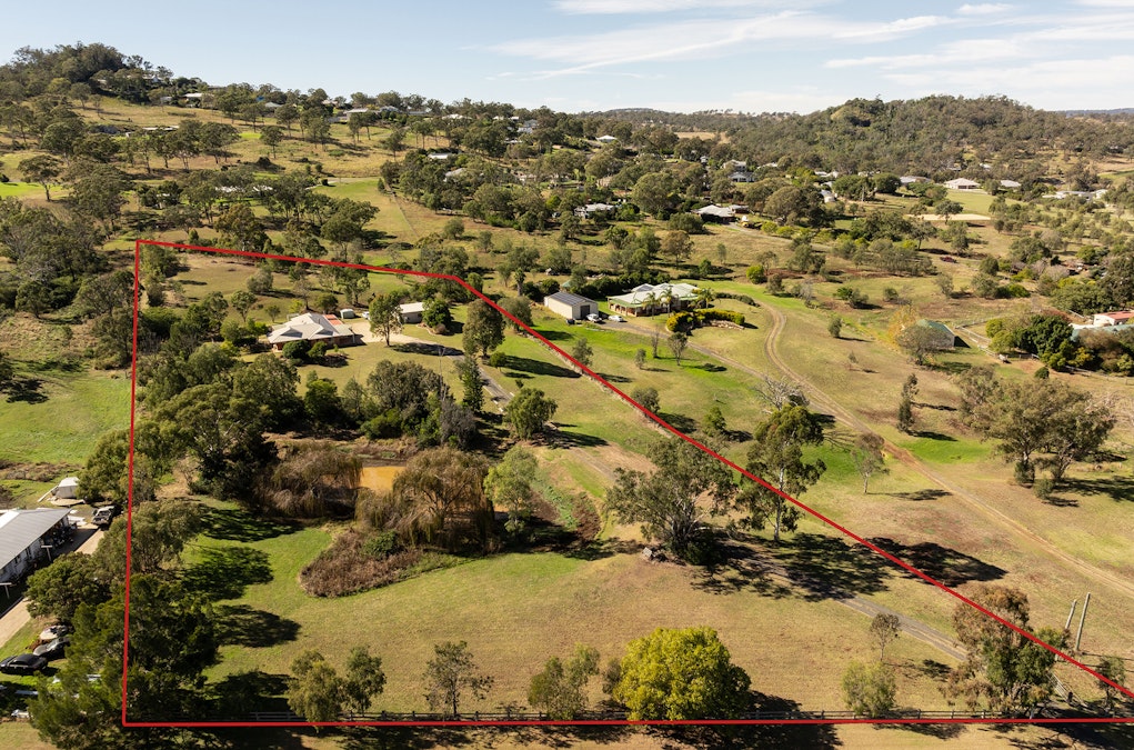 12 Stark Drive, Vale View, QLD, 4352 - Image 3