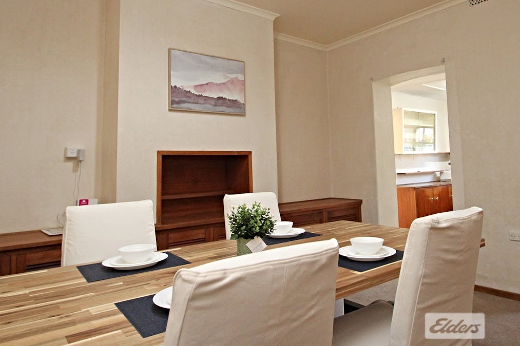 17 Jonathon Street, Clare, SA, 5453 - Image 6