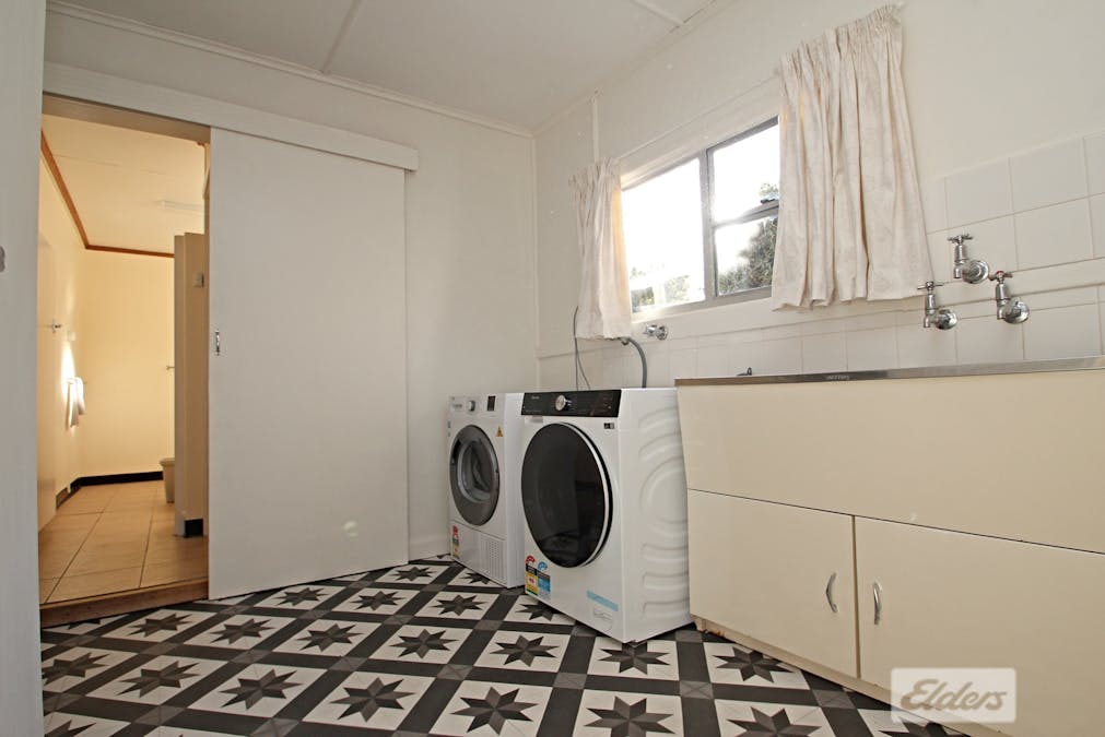 17 Jonathon Street, Clare, SA, 5453 - Image 14