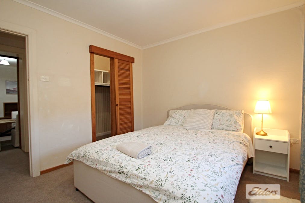 17 Jonathon Street, Clare, SA, 5453 - Image 16