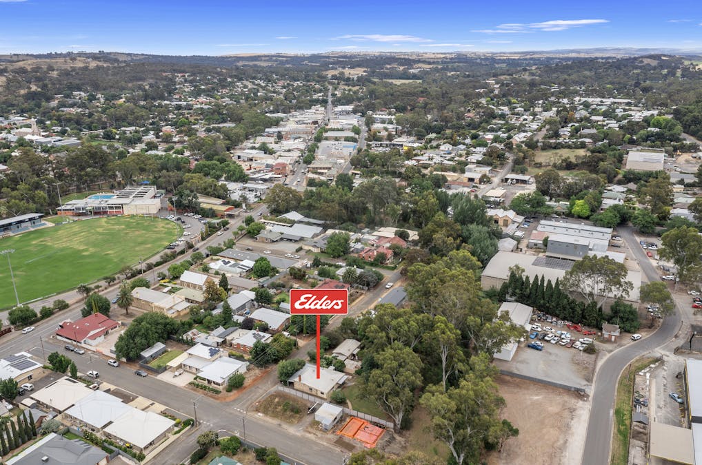 17 Jonathon Street, Clare, SA, 5453 - Image 2