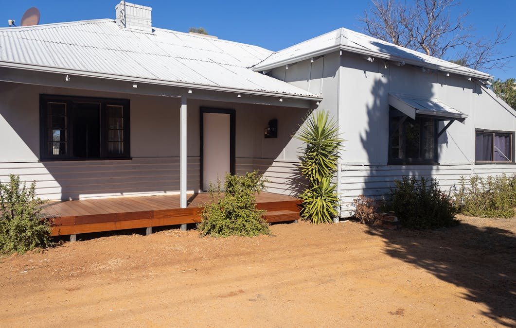 5 Todd Street, Merredin, WA, 6415 - Image 3