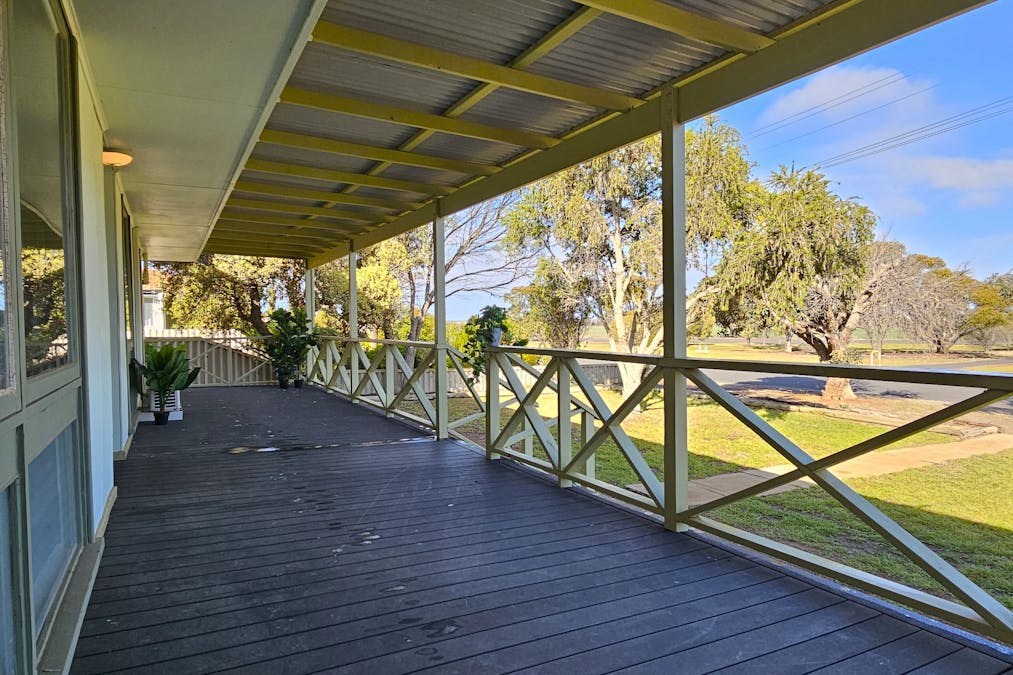 7 Morrison Avenue, Lake Grace, WA, 6353 - Image 6