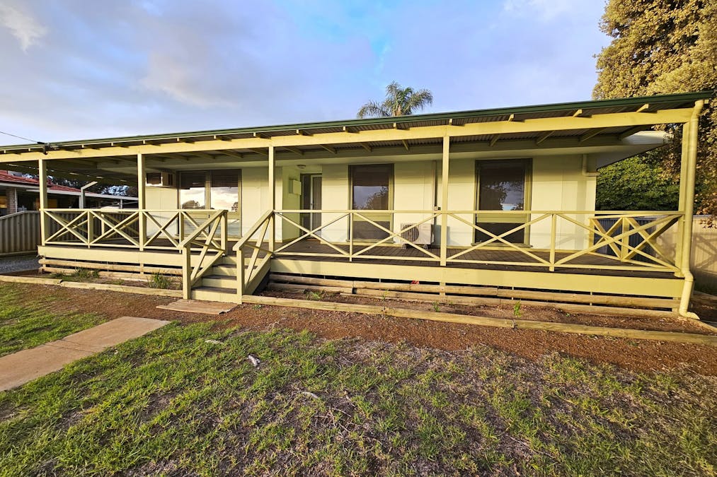 7 Morrison Avenue, Lake Grace, WA, 6353 - Image 1
