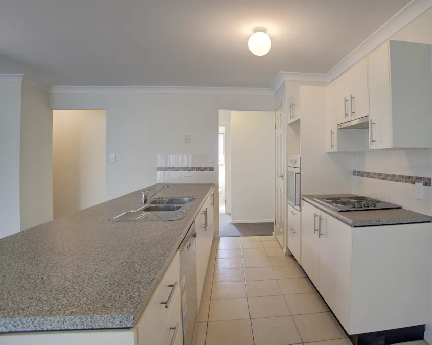 4 Caspian Court, Wulkuraka, QLD, 4305 - Image 3