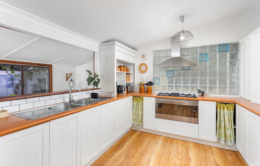 60 Austral Parade, East Bunbury, WA, 6230 - Image 11
