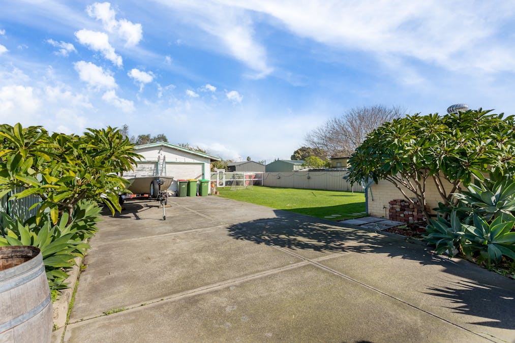 60 Austral Parade, East Bunbury, WA, 6230 - Image 22