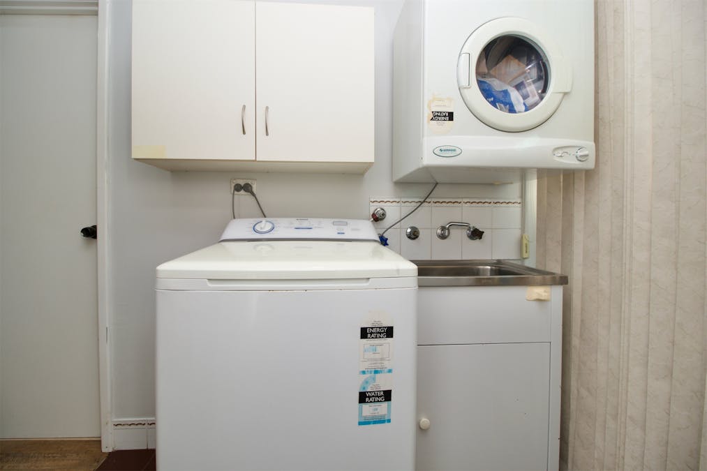 66 Stainer Avenue, Rockingham, WA, 6168 - Image 16