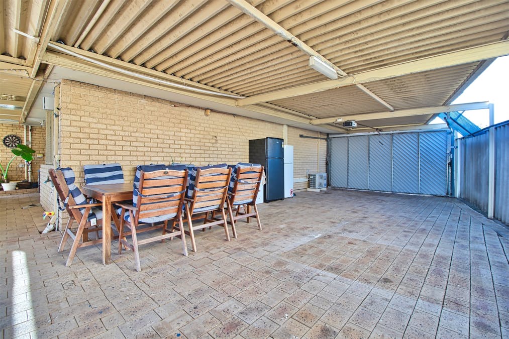 66 Stainer Avenue, Rockingham, WA, 6168 - Image 23