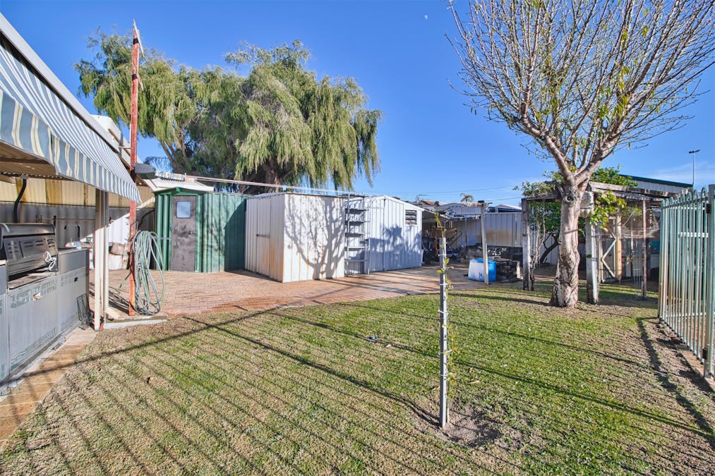 66 Stainer Avenue, Rockingham, WA, 6168 - Image 21