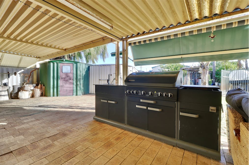 66 Stainer Avenue, Rockingham, WA, 6168 - Image 22