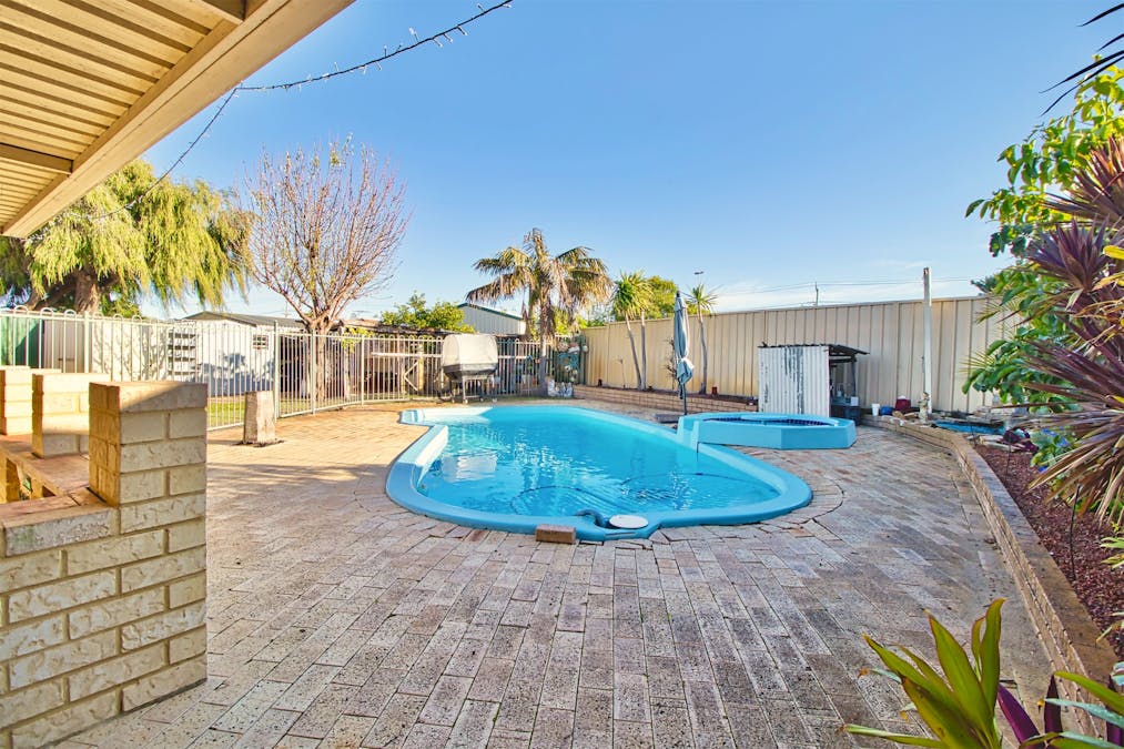 66 Stainer Avenue, Rockingham, WA, 6168 - Image 18