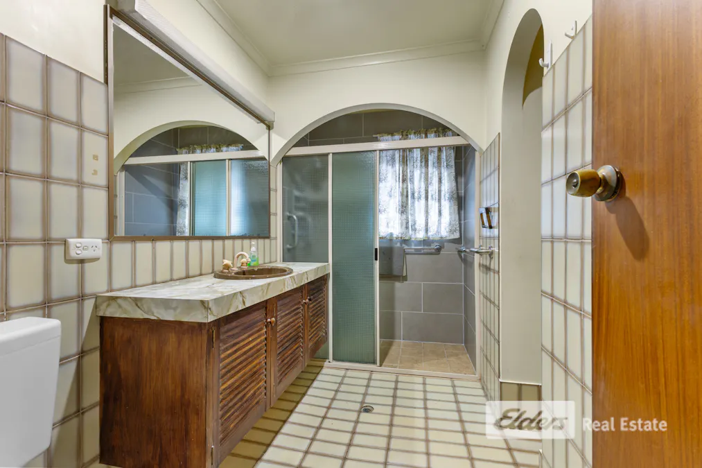 16 Swan Avenue, Collie, WA, 6225 - Image 11