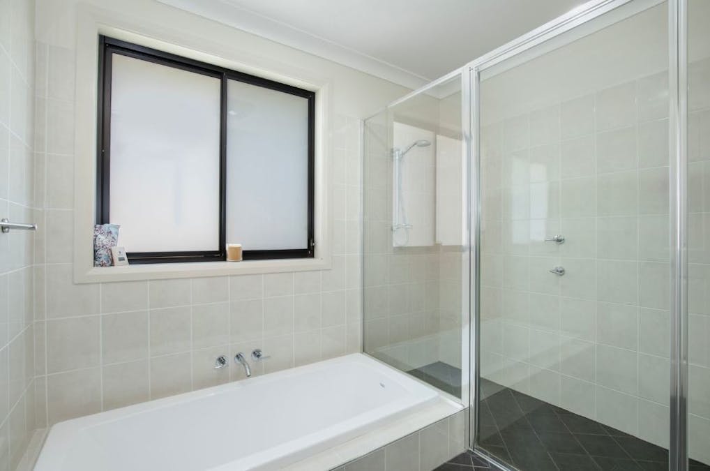 1 Lakeview Road, Guyra, NSW, 2365 - Image 12