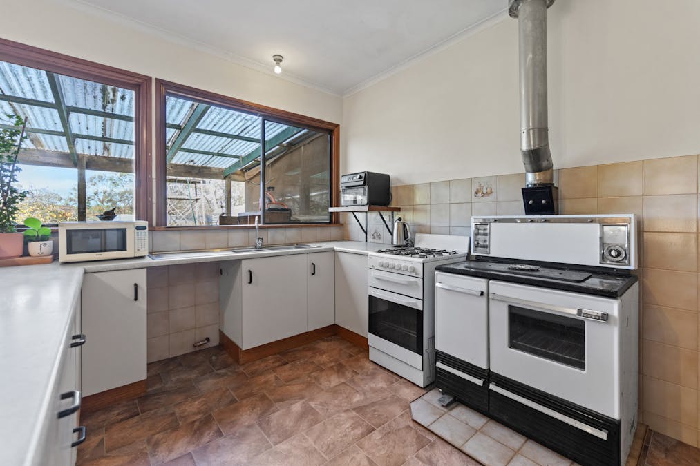 1048 Crabbs Road, Newland, SA, 5223 - Image 27