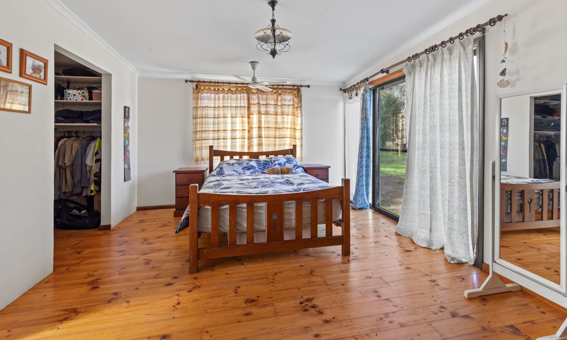 1048 Crabbs Road, Newland, SA, 5223 - Image 30