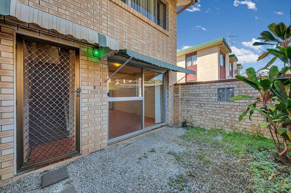6/194 Auckland Street, Gladstone Central, QLD, 4680 - Image 3
