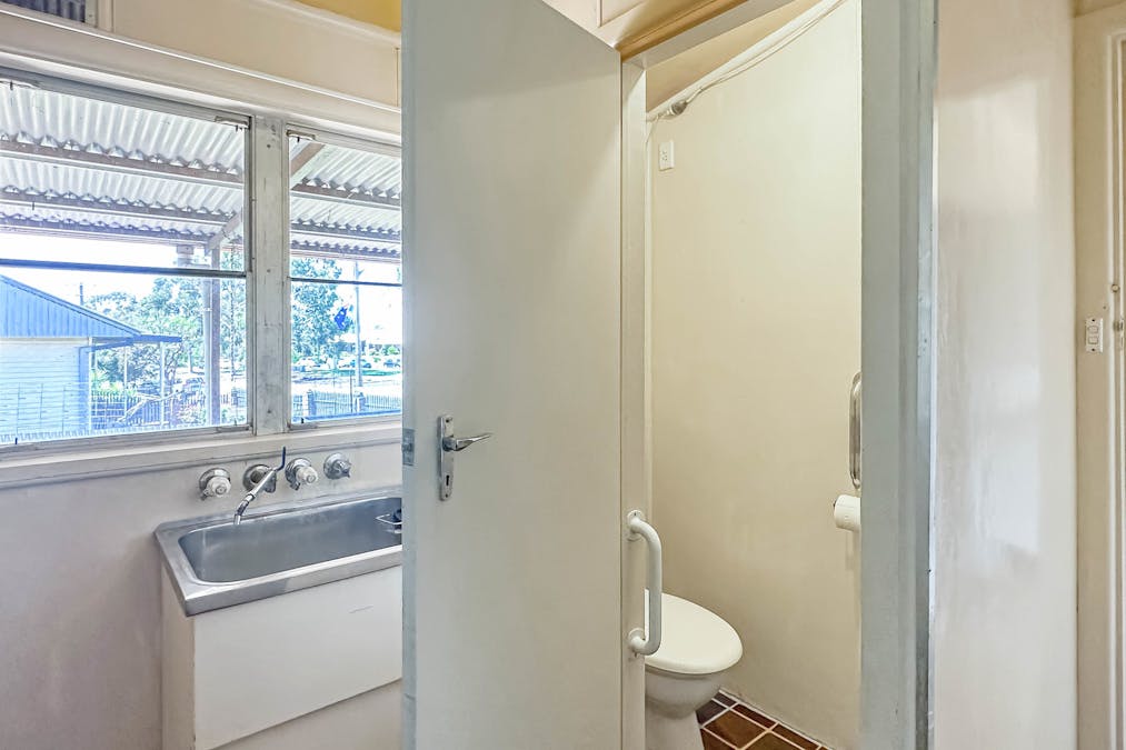 46 Elizabeth Crescent, Cobar, NSW, 2835 - Image 14