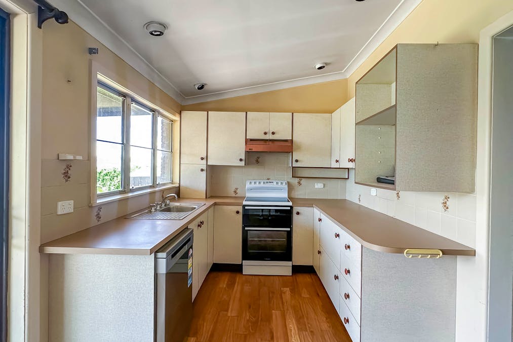 46 Elizabeth Crescent, Cobar, NSW, 2835 - Image 4