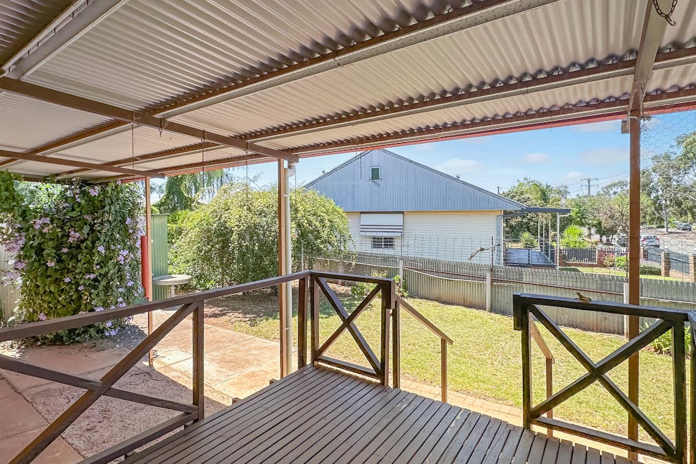 46 Elizabeth Crescent, Cobar, NSW, 2835 - Image 15