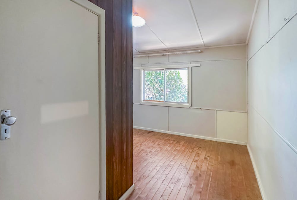 46 Elizabeth Crescent, Cobar, NSW, 2835 - Image 10