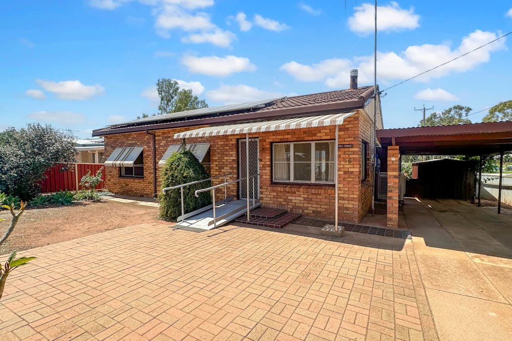 46 Elizabeth Crescent, Cobar, NSW, 2835 - Image 1