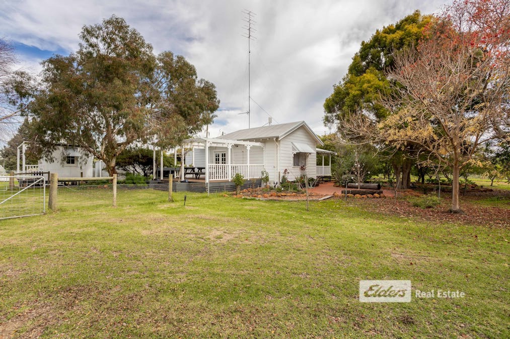 221 Herbert Road, Harvey, WA, 6220 - Image 29