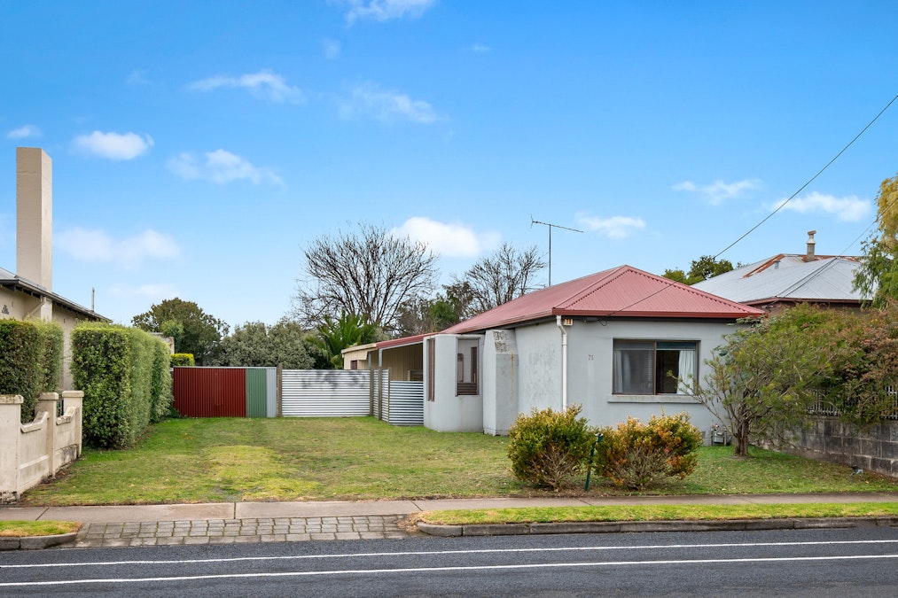 71 Sturt Street, Mount Gambier, SA, 5290 - Image 1