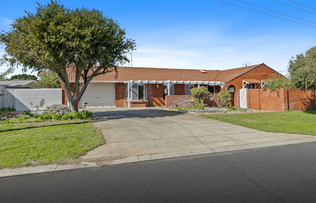 2 Kenton Way, Rockingham, WA, 6168 - Image 1