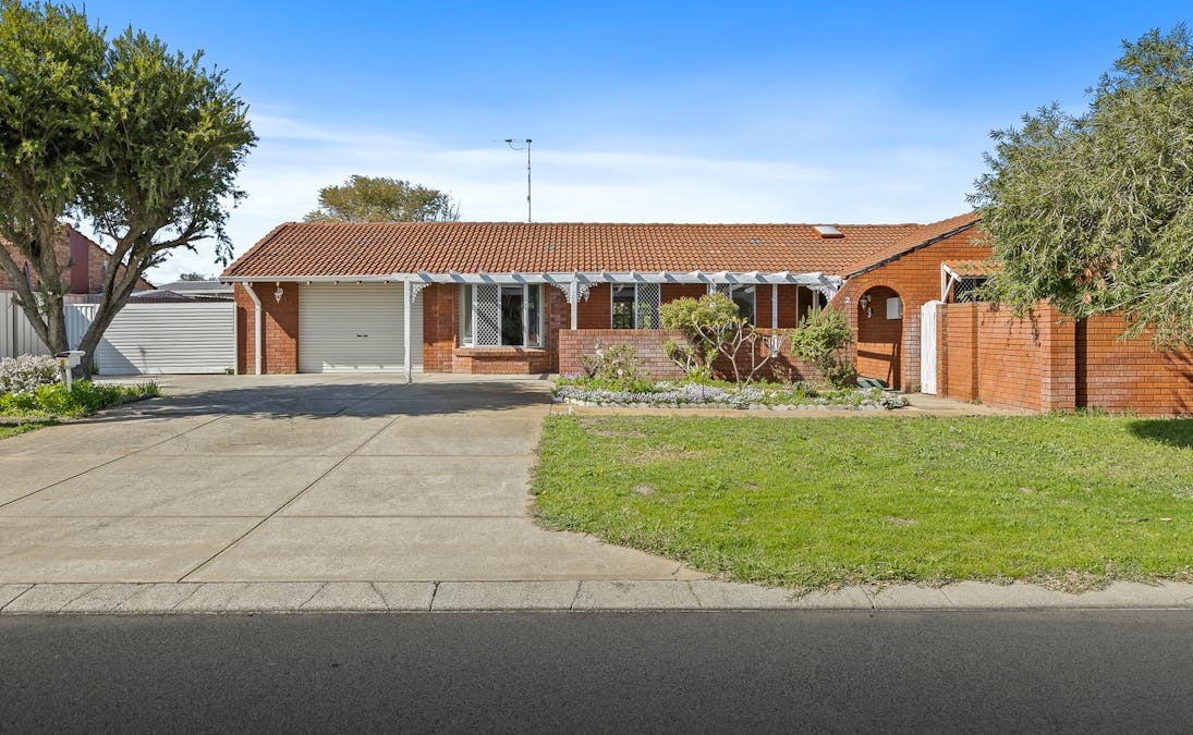 2 Kenton Way, Rockingham, WA, 6168 - Image 2