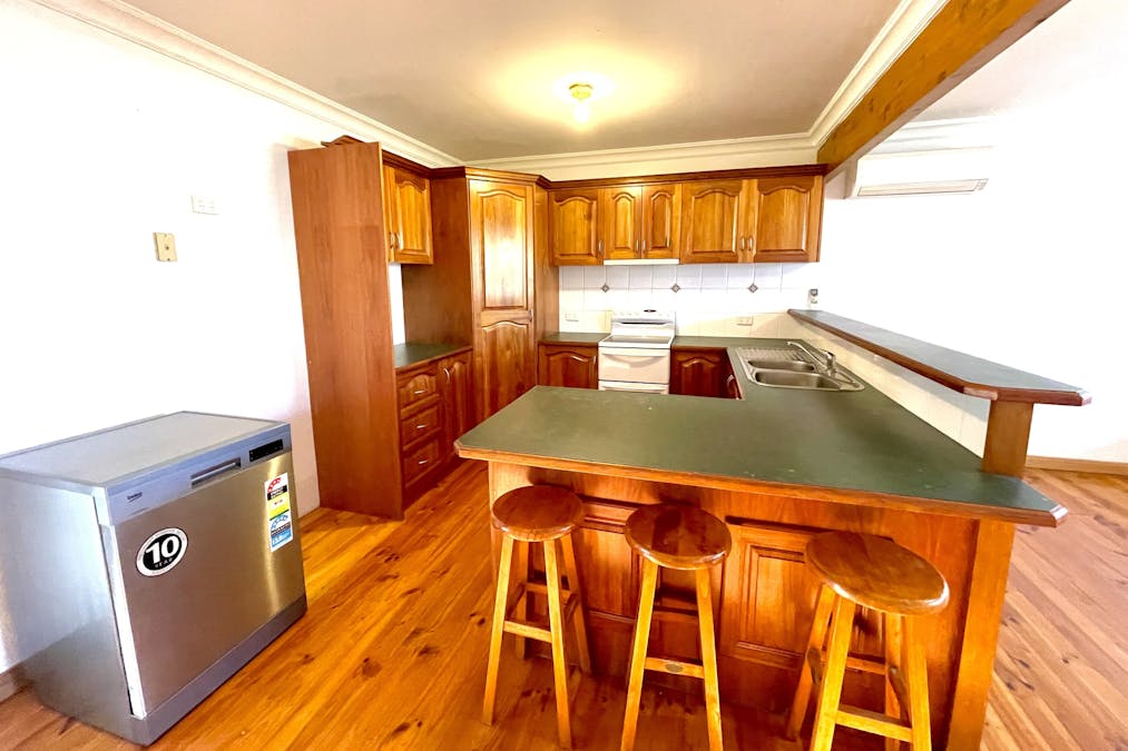 7 Camplin Street, Wudinna, SA, 5652 - Image 2