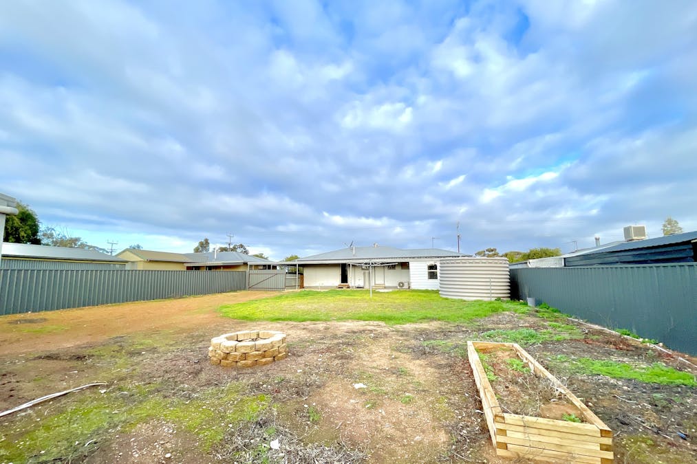 7 Camplin Street, Wudinna, SA, 5652 - Image 24