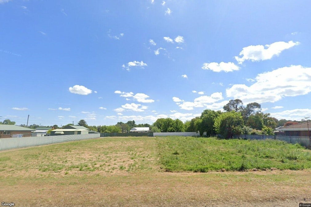 33 Macinnes Street, Holbrook, NSW, 2644 - Image 1