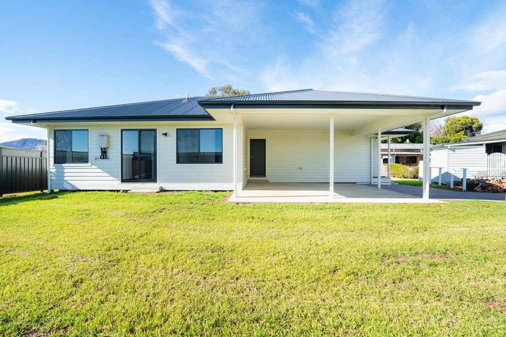 29 Manna Court, Lake Hume Village, NSW, 3691 - Image 1