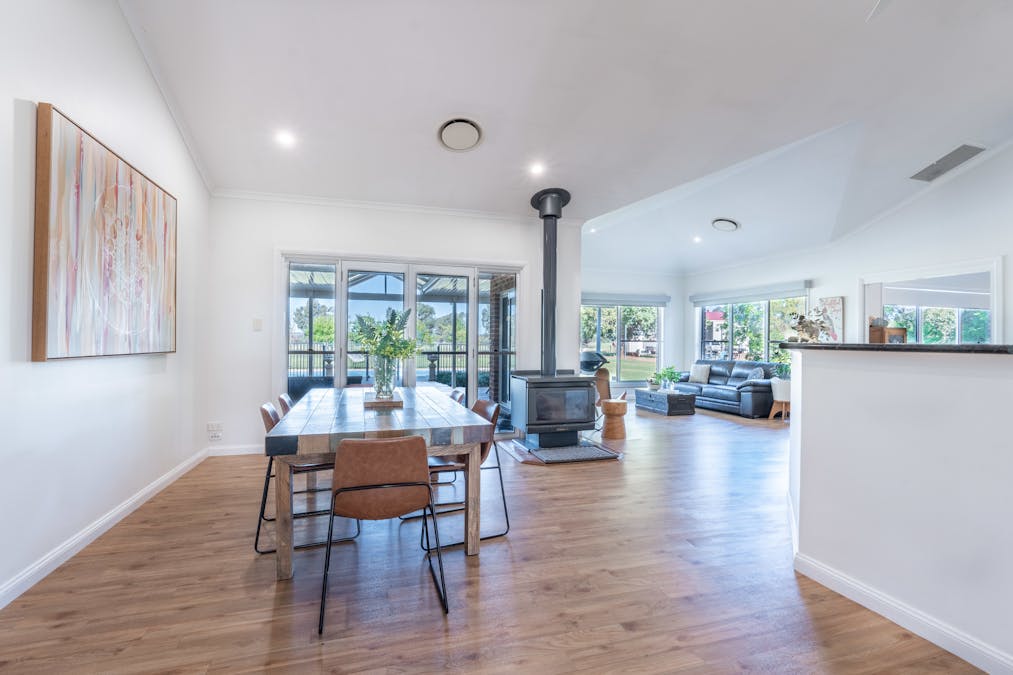 10 South Buninyong Road, Dubbo, NSW, 2830 - Image 6