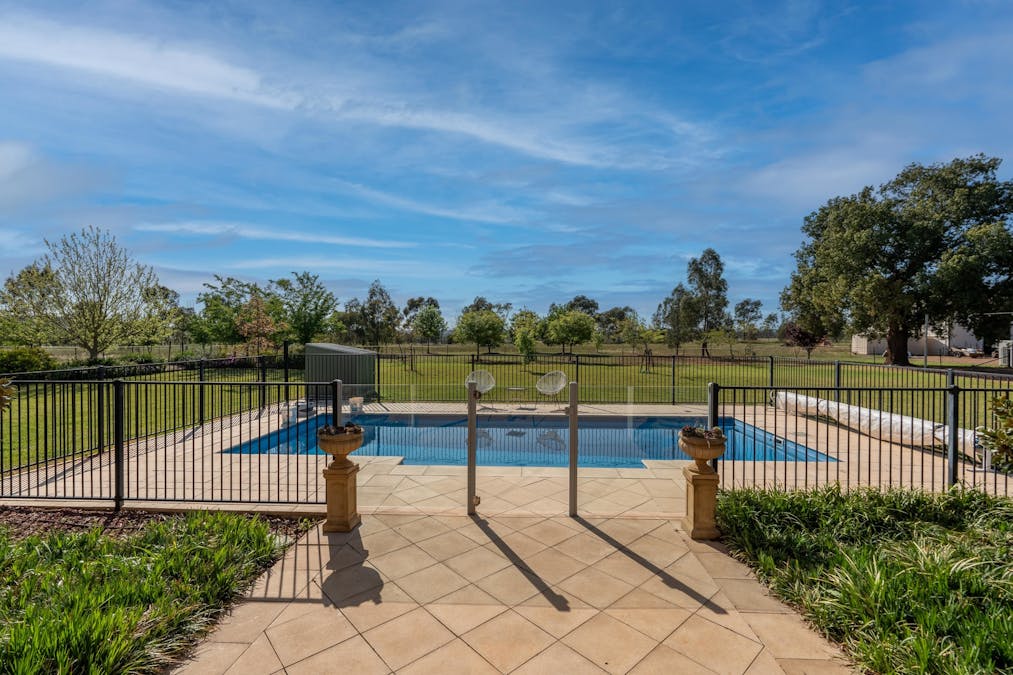 10 South Buninyong Road, Dubbo, NSW, 2830 - Image 23