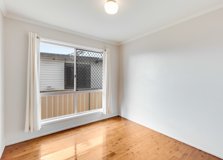 7A Gatfield Street, Newtown, QLD, 4350 - Image 6