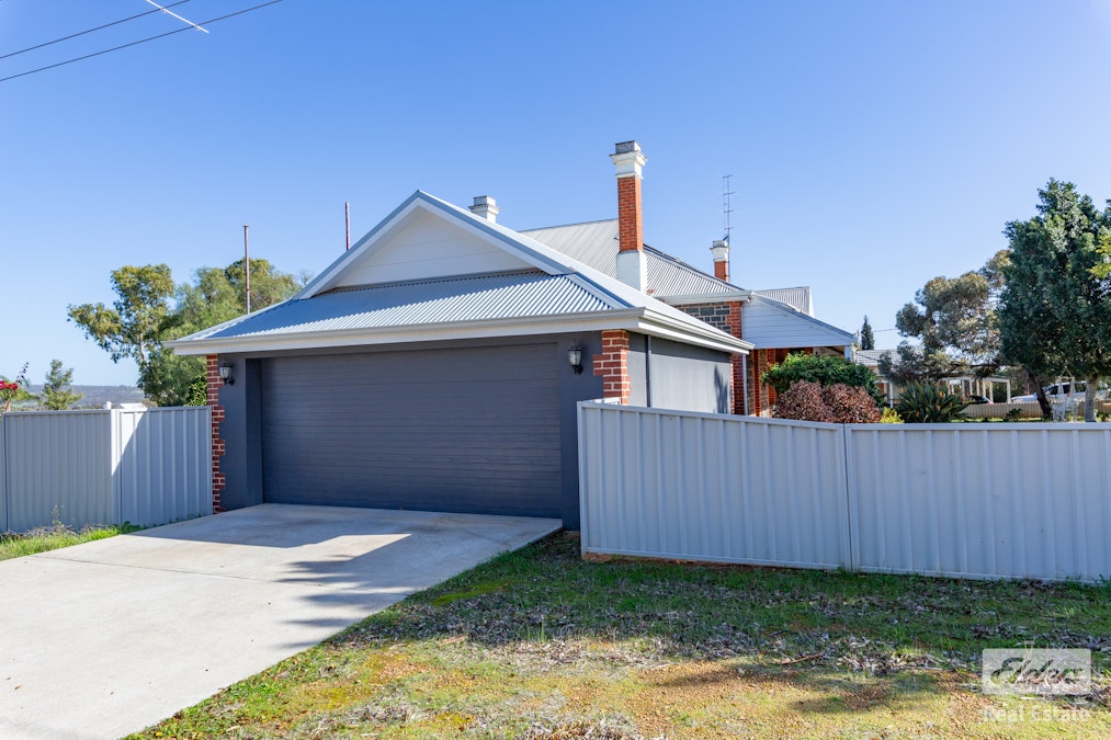 70 Gordon Street, Northam, WA, 6401 - Image 23