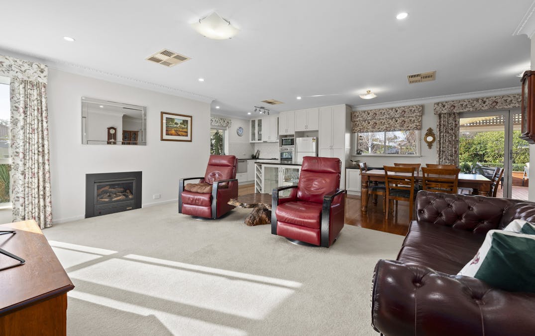 9 Bury Street, Euroa, VIC, 3666 - Image 8