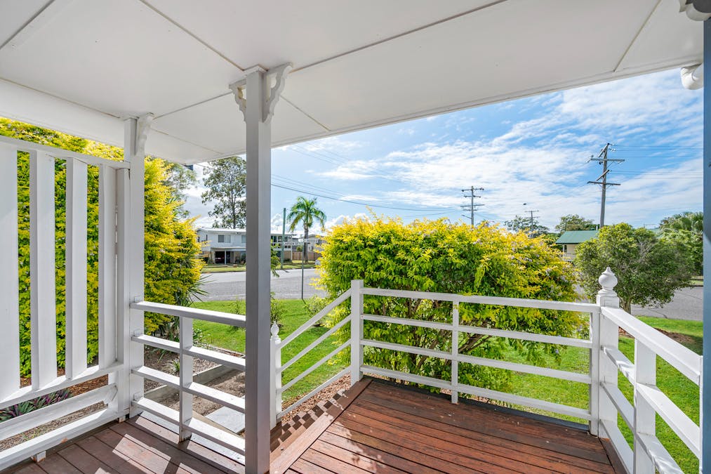 8 Larsen Street, West Gladstone, QLD, 4680 - Image 9