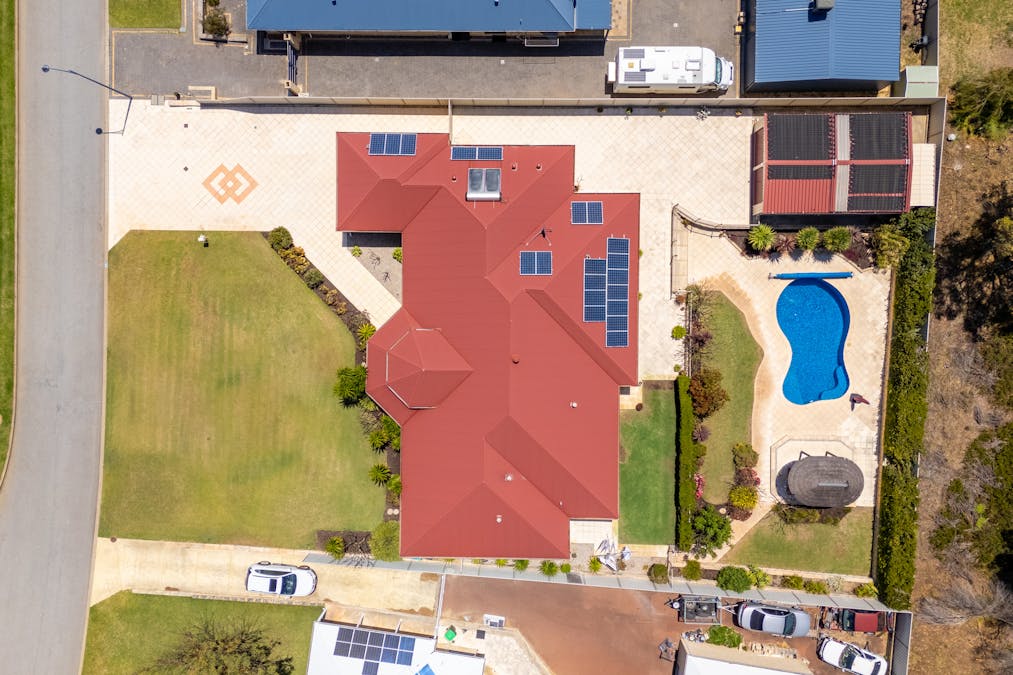 39 Lombadina Parade, Secret Harbour, WA, 6173 - Image 2