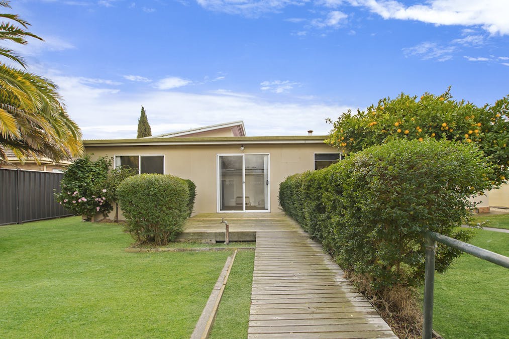 119-121 Wills Street, Dunkeld, VIC, 3294 - Image 1