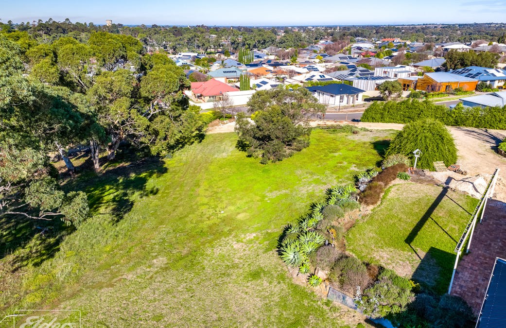 7,11 & 11A/7, 11 Berwick Crescent, Strathalbyn, SA, 5255 - Image 2