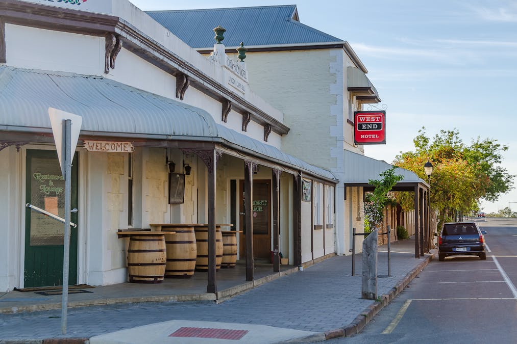 7,11 & 11A/7, 11 Berwick Crescent, Strathalbyn, SA, 5255 - Image 17