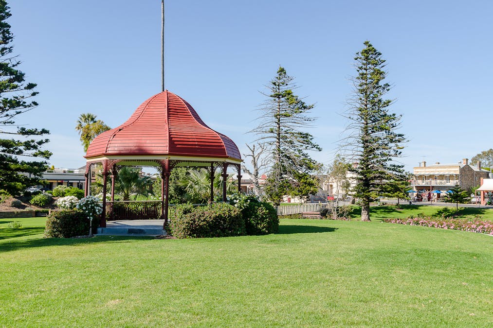 7,11 & 11A/7, 11 Berwick Crescent, Strathalbyn, SA, 5255 - Image 24