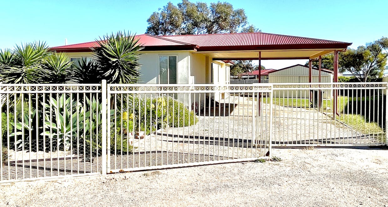 9 Chandler Crescent, Ceduna, SA, 5690 - Image 1