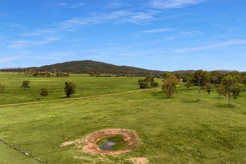 537 Hallorans Road, Mount Tom, QLD, 4677 - Image 25